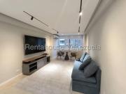 Apartamento en Venta en Caracas Los Palos Grandes...
