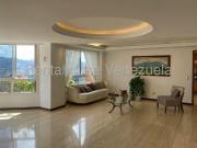 Apartamento en Venta en Caracas Macaracuay Distrito...