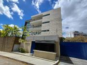 Apartamento en Venta en Country Club, Caracas