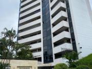 apartamento en venta en cristales. Cod V11334