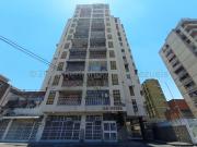 Apartamento en Venta en El Centro de Maracay 24 263055