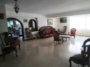 Apartamento en Venta en El Paraíso PH 4H+serv/ 3B+serv/ 1p