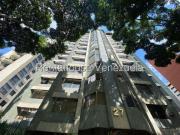 Apartamento en Venta en El Rosal, Caracas