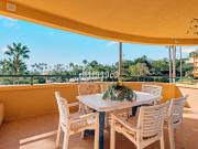 Apartamento en Venta en Elviria