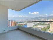 Apartamento en venta en Envigado con vista y en zona plana