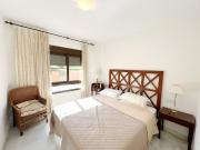 Planta baja en venta en Estepona, Atalaya Isdabe....