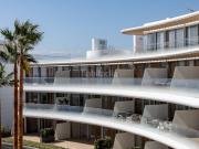 Apartamento en venta en Estepona, Bahía Dorada....