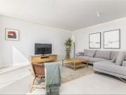 Apartamento en venta en Estepona, Guadalobón. Increíble...