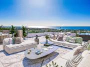 Apartamento en venta en Estepona, La Concha Resina Golf....