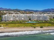 Apartamento en venta en Estepona, Parque Central....