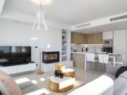 Apartamento en venta en Estepona, Parque Central. Atico...