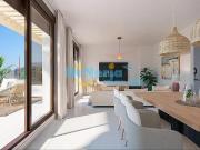 Apartamento en venta en Estepona, Parque Central. NUEVA...