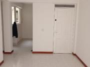 apartamento en venta en hayuelos. Cod V64
