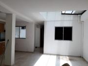 Apartamento en venta en La Ceja, primer piso con garaje