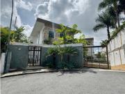 Apartamento en Venta en La Lagunita Country Club 3H/ 3B/ 6P