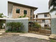 Apartamento en Venta en La Lagunita Country Club, Caracas