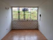 Apartamento en Venta en La Rosa, Guatire