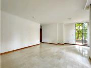Apartamento en venta en Laureles
