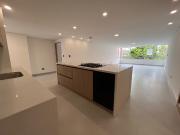 APARTAMENTO EN VENTA EN LAURELES RECIÉN REMODELADO