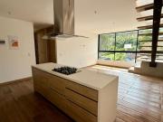 apartamento en venta en loma del escobero. Cod V12705