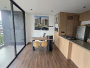 apartamento en venta en loma del esmeraldal. Cod V13464