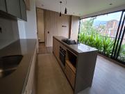 apartamento en venta en loma del esmeraldal. Cod V13469