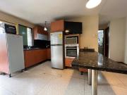Apartamento en Venta en Lomas De Las Mercedes