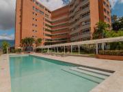 Apartamento en Venta en Lomas del Sol, Caracas