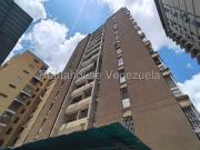 Apartamento en Venta en Los Palos Grandes, Caracas