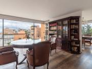 apartamento en venta en los rosales. Cod V12443