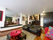 apartamento en venta en los rosales. Cod V5047