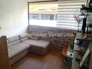 Apartamento en Venta en Los Teques Los Teques Miranda 56...