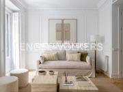 Apartamento en venta en Madrid, Castellana. Precioso...