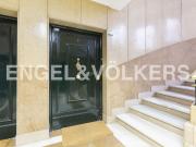 Apartamento en venta en Madrid, Cortes Huertas. Primera...