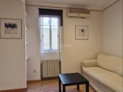 Apartamento en venta en Madrid, Delicias. Venta de...