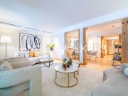 Apartamento en venta en Madrid, Goya. Amplio piso a...