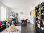 Piso en venta en Madrid, Sol. Elegancia Moderna y...