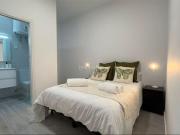 Apartamento en venta en Madrid, Ventas. Piso en venta en...