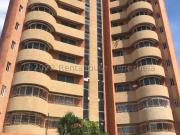 Apartamento en Venta en Maracaibo Zulia 187 m2. 4 hab