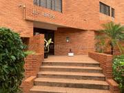 Apartamento en Venta en Maracaibo Zulia 220 m2. 4 hab