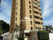 Apartamento en Venta en Maracaibo Zulia 250 m2. 5 hab