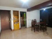 Apartamento en Venta en Maracay Girardot Aragua 80 m2. 3 hab