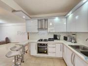 Apartamento en Venta en Maracay Girardot Aragua 87 m2. 3 hab