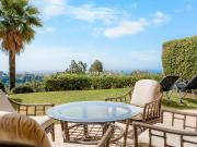 Apartamento en venta en Marbella, Elviria. Apartamentos.