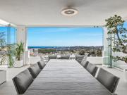 Apartamento en venta en Marbella, Los Naranjos. Amplio...
