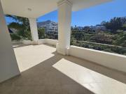 Apartamento en venta en Marbella, Nueva Andalucia...