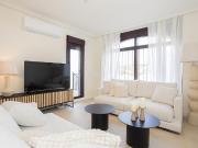 Apartamento en venta en Marbella, Nueva Andalucía...