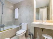 Apartamento en venta en Marbella, Nueva Andalucía...