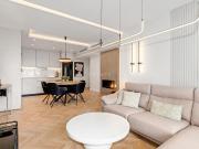 Apartamento en venta en Marbella, Nueva Andalucía...