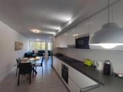 Apartamento en venta en Marbella, Playa Bajadilla... Apartamento en venta en Marbella, Playa Bajadilla...